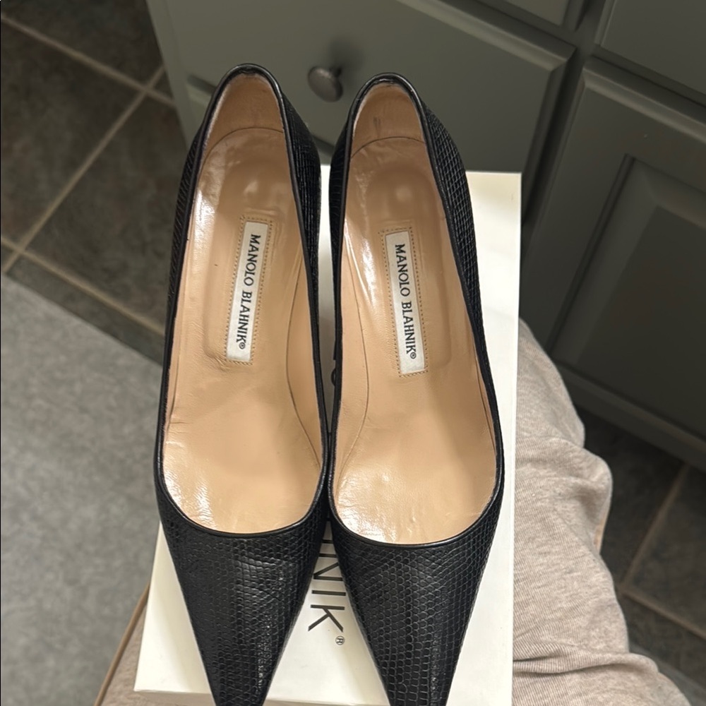 Manolo Blahnik Black Lizard Women's Shoes